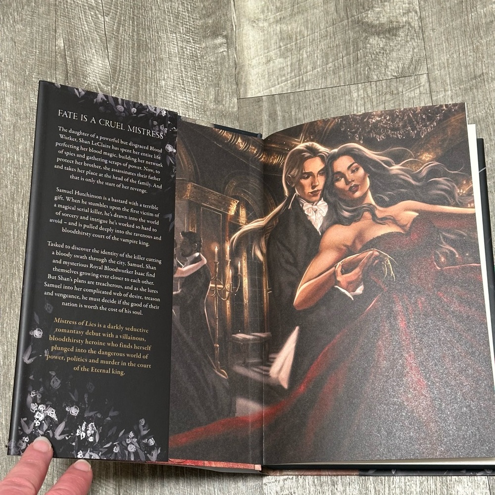 Illumicrate Mistress of Lies by K.M. Enright NEW SIGNED SPRAYED 1st Edition Book - Picture 7 of 9